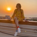 Adah Sharma Instagram - Always a Head of my time 👻🐒 happy Halloween a little a head of time also 🤡 also meet my twin #100YearsOfAdahSharma #adahsharma #TheSunAndMe #PlantsNeedTheSunAndTheLastPicIsMyInspiration