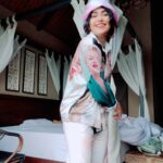 Adah Sharma Instagram - Do you have MainDUCK Energy ?SWIPE Because मेंडक एनर्जी > main character energy 😎🤭😅 #AdahKiSalaa #100YearsOfAdahSharma #adahsharma #frogsofinstagram #frogs