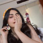 Adah Sharma Instagram - FISHing for compliments 🤡🐠🐡🐟♥️🤓the more you SWIPE the more beauty you will see 😬🙈 #100YearsOfAdahSharma #adahsharma Yeh post un sab ke liye hai jinko chinta thi mere chehere ke daagon ki (Jo makeup tha) lekin koi caption padhta hi nahi hai 😐