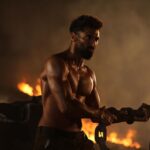 Aditya Roy Kapur Instagram - ⛓