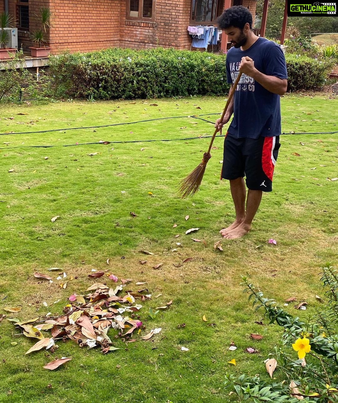 Aditya Roy Kapur - 437.7K Likes - Plan B 👨🏻🌾