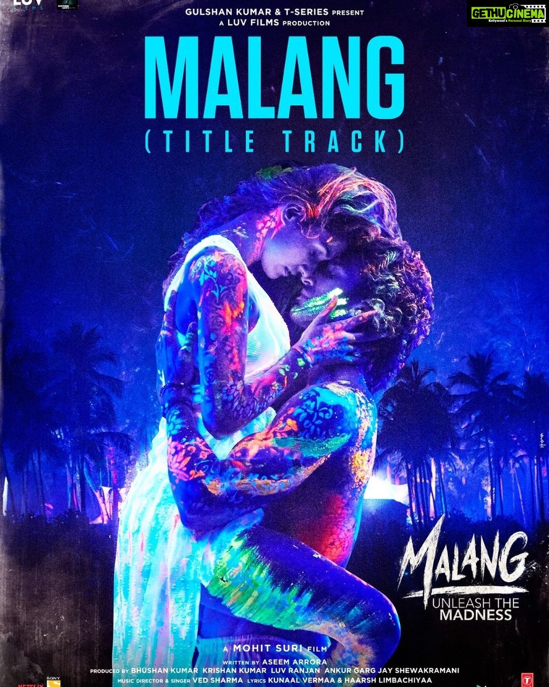Aditya Roy Kapur Instagram - Get ready to fall in love and unleash the madness within you with #MalangTitleTrack Song out now: Link in bio! #Malang @anilskapoor @dishapatani @khemster2 @mohitsuri @vedsharmaofficial @kunaalvermaa @haarshlimbachiyaa30 #LuvRanjan @gargankur82 @bhushankumar @jayshewakramani @luv_films @tseries.official @tseriesfilms @malangfilm @akullofficial @iamdjphukan
