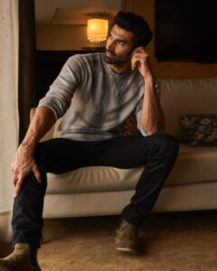Aditya Roy Kapur Instagram - 🌫