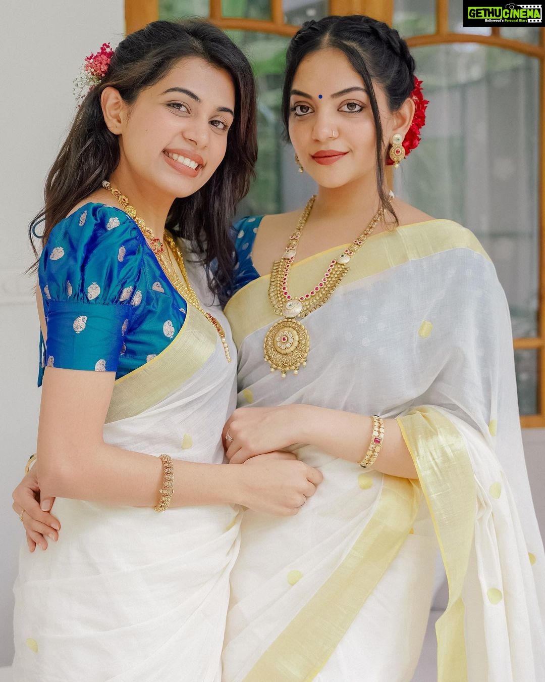 Ahana Kumar - 290.7K Likes - sisters 🦋
ഓണാശംസകൾ ✨
Shot by @sk_abhijith
Jewellery @regaljewellers_in
Hair @brahma_hairandmakeup
🌼✨