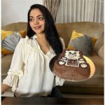 Ahana Kumar Instagram - And that’s what turning 27 looked like 💕 So let me explain. For some reason , the number 27 sounded rather uninteresting to me. Like I found 25 exciting. But 27 sounded meh. Like a random number. So , to make myself feel excited .. I decided that I’ll have the same Cake which I cut for my 1st Birthday , as the cake that I will be cutting for my 27th Birthday. And this little thing was enough for me to feel quite excited and look forward to the day. Honestly , I had only planned the cake. But my mother took the brief rather seriously and wore the same saree she wore on my 1st birthday 🥹🙈 and found a very very similar shirt for my dad too. So basically , on my 27th birthday , me and my family played dress-up and recreated few nice memories from 27 years ago. My sisters thankfully didn’t have to tag along , for obvious reasons. 😉 So that’s my happy , simple , beautiful birthday. Thankyou ALL of you for so so so so so many beautiful wishes. It just made my day so much more wholesome. I have tried my best to reply to each one of you. But in case I missed out on any of your messages , I’m sorry and do consider this as a hug from me to you as a little Thankyou 🤗 This cake has been one of the tastiest cakes I’ve had in so long. I secretly wished that the cake should taste like those good old cakes you had as a child. And it actually did. Thankyou @mias.cupcakery for joining in with all my cake ideas and for making sure that the cake resembled my older cake to the T. The care you always take is just so heart-warming. I’m going to remember this cutoooos cake for a long long long time. And of course , it’s heavenly taste. ❣️ Made a video for the channel , documenting my birthday and some thoughts. It’s called “27th Birthday Note” and it’s now up on the Channel. Link in Bio and Story 💕 Okay bye and Thankyou Universe. You are kind. 😘 #ThisDayWasACoreMemory 💫