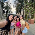 Ahana Kumar Instagram - Throwback to this day when the 4 of us saw a Beautiful Rainbow 🌈 🦋💫 Universal Studios Singapore