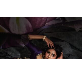 Aishwarya Lekshmi Instagram - హలో from 🌸 Photography : @arifminhaz Styled by : @niru05_raghupathy Saree: @shravankummar Jewellery : @kishandasjewellery Makeup & Hair : Nandhini @kalwon_beauty | @ganesh_hair_architect