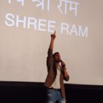 Akshay Kumar Instagram – #JaiShreeRam, a chant so powerful it is now part of my morning routine…it makes me feel energised and full of positivity. Here’s my #JaiShreeRamChant. Now waiting to see your videos. 

#RamSetu #InTheatres #Oct25