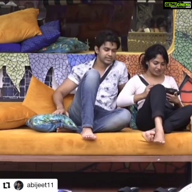 Alekhya Harika Instagram - Enugu Ante Nammrentra Babu....? 🐘 😜 Em antaru? . #TeamAlekhyaHarika #AlekhyaHarika #supportharika #voteforharika #bigbosstelugu4 #Repost @abijeet11 • • • • • • King #AkkineniNagarjuna gaaru said #BiggBossTelugu4 is all about connections 😊 House lo #Abijeet & @alekhyaharika_ connection is genuine, lovely & treat to watch ❤️ BTW Adi nijanga elephant laaga unda 😜😜 - #TeamAbijeet #BiggBossUnseen