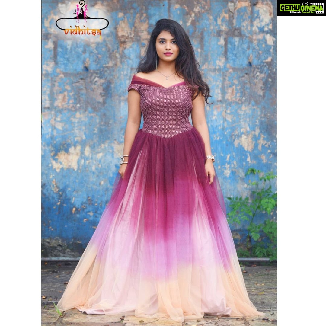 Alekhya Harika Instagram - Pink is the colour Which represents innocent love 💕 @labelvidhitsa Styled by : @manasa_samudrala @fashion__trippet8481