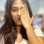 Alekhya Harika Instagram - I love my nails and hair now pampered them after a long time 🥰 @juicesalonhimayatnagar_veda the service is literally 💥 was damn happy and you should try hair spa by maqsood bhai over their such a professional one and yeah thanks papa @shrivedabollam really had a great time cya soon ( 200% not a paid promotion, talking about their work is what totally they deserve) #juicesalonhimayatnagar