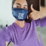 Alekhya Harika Instagram - Masteru Mask Yesukondi adi mana manchi kosame ,mana kosam kakapoina mana chuttu unavala kosamina Stay Safe, inka ekkuva Uchita salahalu ivvakunda ,andaram Musukoni manchi quality mask esukundam @deddimaag thanks alot for these standard masks 😊 Okay now which statement is your favorite ?