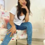 Alekhya Harika Instagram - I love my nails and hair now pampered them after a long time 🥰 @juicesalonhimayatnagar_veda the service is literally 💥 was damn happy and you should try hair spa by maqsood bhai over their such a professional one and yeah thanks papa @shrivedabollam really had a great time cya soon ( 200% not a paid promotion, talking about their work is what totally they deserve) #juicesalonhimayatnagar