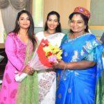 Alekhya Harika Instagram - Extremely privileged 🤩 It was just a "wow" moment meeting our governor of telangana t'Amilisai Soundararajan' and 'Bandaru Dattatreya' Special thanks to Vijaya akka for making this happen🙂 "Happy womens day"