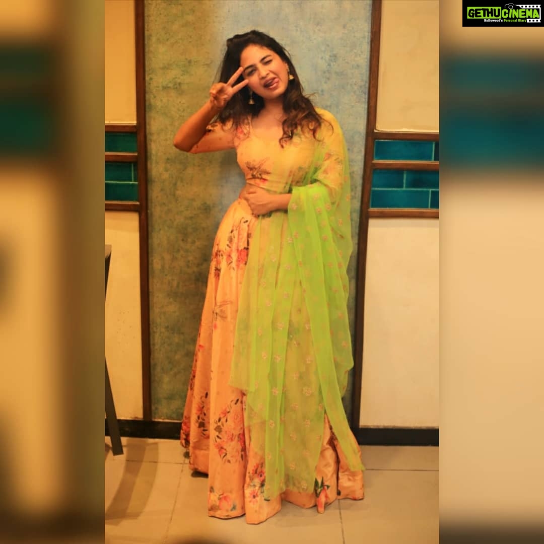 Alekhya Harika Instagram - @barbequenation opening 😋
