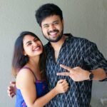 Alekhya Harika Instagram - In love with @nikhiluuuuuuuuu shirt.. 🤩🤩 Go get yours at @theindianpeacock 👈
