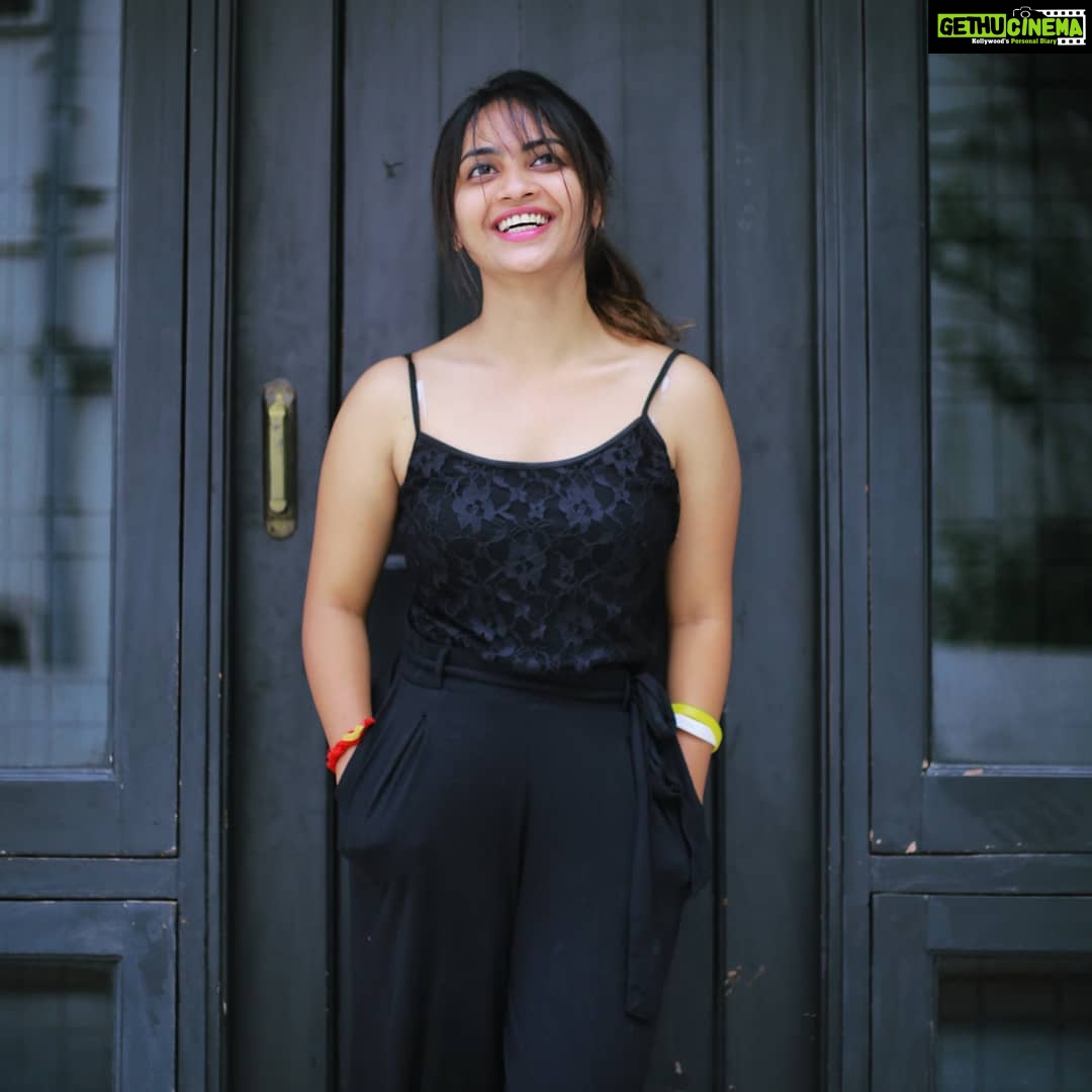 Alekhya Harika Instagram - 🖤 📸@gold_chintu