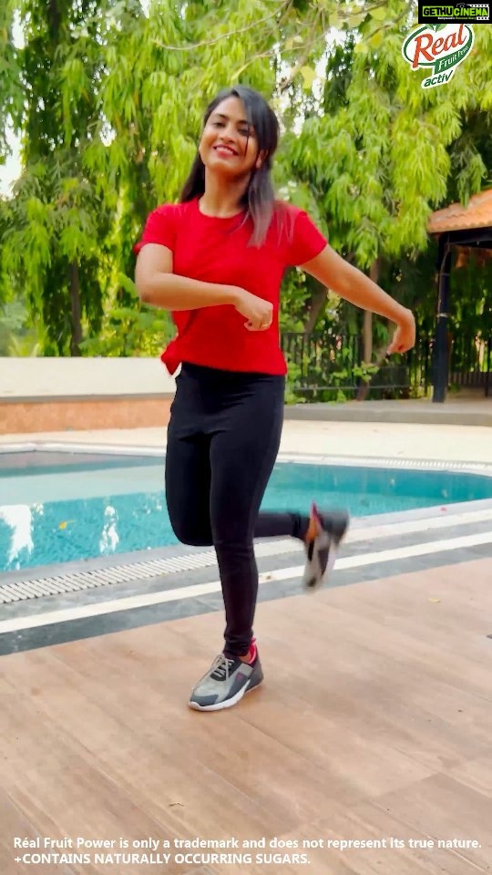 Alekhya Harika Instagram - Réal Activ 100% Orange is my fitness partner. It helps me stay dedicated and #GiveMy100Percent every moment, every day. What's more, it is a good source of antioxidants & vitamin C with no added sugar+ and preservatives. Grab your pack today! #RealActiv #StayActiv #Fitness #Workout #HeathyLifestyle #Health #Healthy #FruitNutrition #FruitPower #FruitGoodness #Beverages #ActiveLifestyle #HeathyLife #Immunity #InstaReels #InstagramReels #FeelItReelIt #FeelKaroReelKaro #RealFruitPower #HealthyBeverages #HealthyJuices