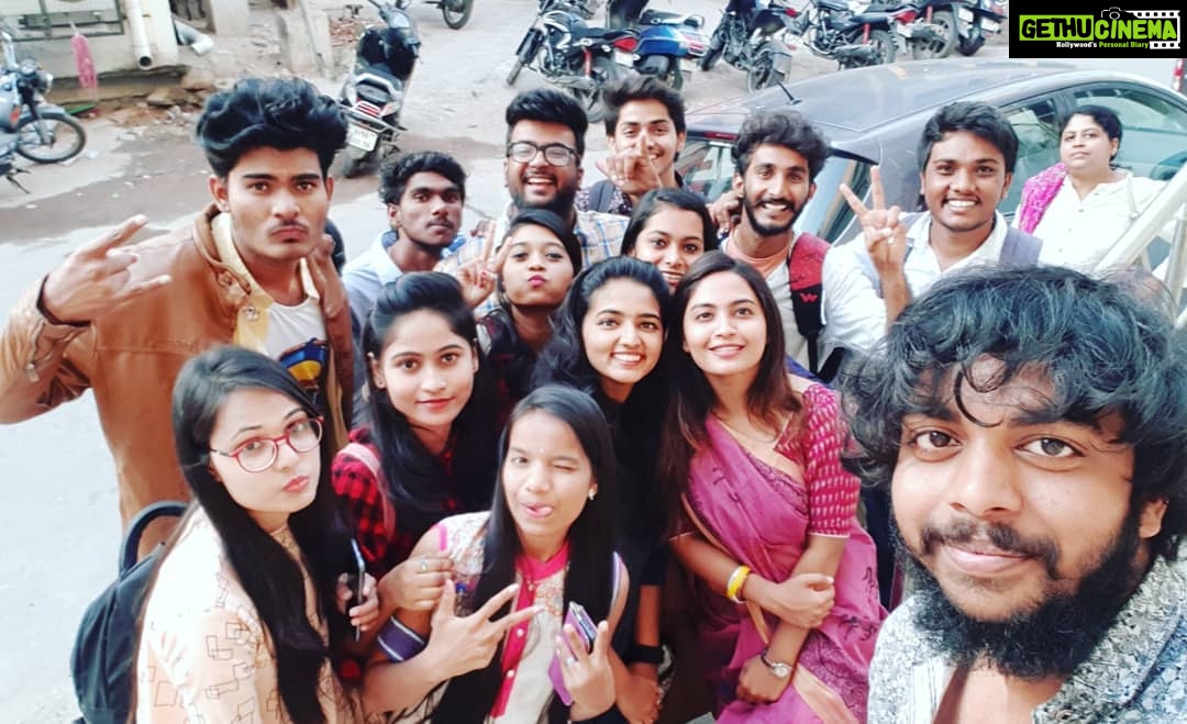 Alekhya Harika Instagram - Next video shoot done...gonna release soon 🤩 Amazing team...according to me....one thing i love the most about this video is we have new actors....😎wuhuuuu...cya guys soon #staytuned