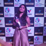 Alekhya Harika Instagram - A FAMILY that WINS together😎 STAYS together 💓 issued by AP government SMSA2K18😎 @dhethadiofficial-best comedy content creator @tamadamedia -best diversified content @wirally-best entertainment content @mahathalli -individual brand creator #socialmediasummitandawards