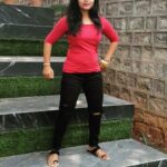 Alekhya Harika Instagram - On Follower Request....U Turn Dance Challenge #uturndancechallenge #uturnkarmatheme #uturnmovie IGNORE IF IT's BAD🤙 @samantharuthprabhuoffl @anirudhofficial @uturnthemovie