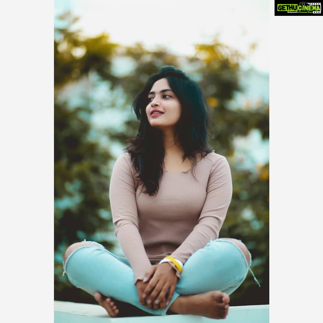 Alekhya Harika Instagram - "Positive vibes"😎✌ 📸 @seshi_kiran