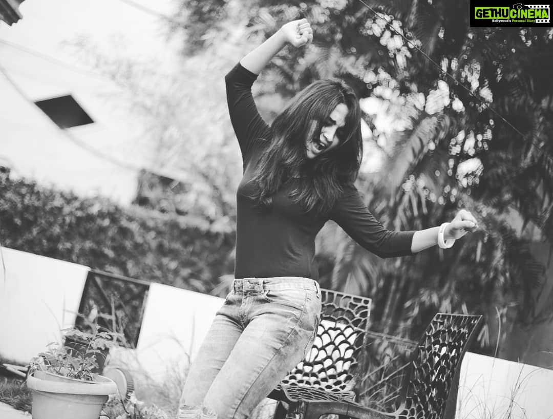 Alekhya Harika Instagram - "There are shortcuts to happiness and dancing is one of them "💃🤗
