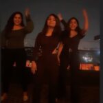 Alekhya Harika Instagram - Non sync at its best.😂 #bloopers #reels #trending #reelitfeelit
