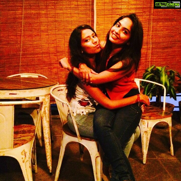 Alekhya Harika Instagram - All I can say is....... I wanna grow old with them ! 😽👭❤ Area 10-70