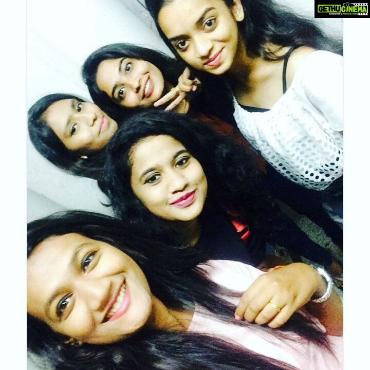 Alekhya Harika Instagram - All I can say is....... I wanna grow old with them ! 😽👭❤ Area 10-70