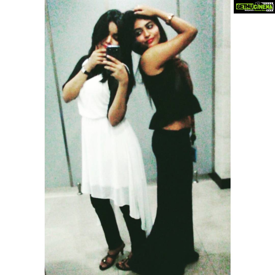 Alekhya Harika Instagram - AWESOME start again, " Happy New Year" <3