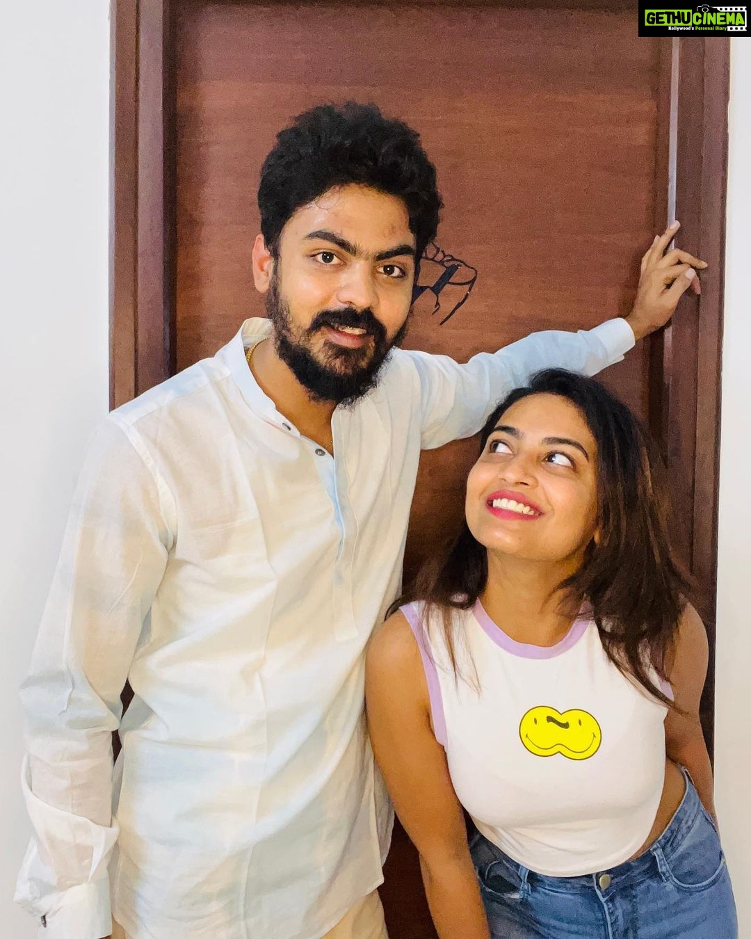 Alekhya Harika Instagram - Hey handsome hey handsome ❤️🤩 In love with @theindianpeacock collection for men! My brother @vamshi_karthik looks perfect! 🥰 It is honest and fresh, choose sustainable fashion this summer! Check them out at www.indianpeacock.com