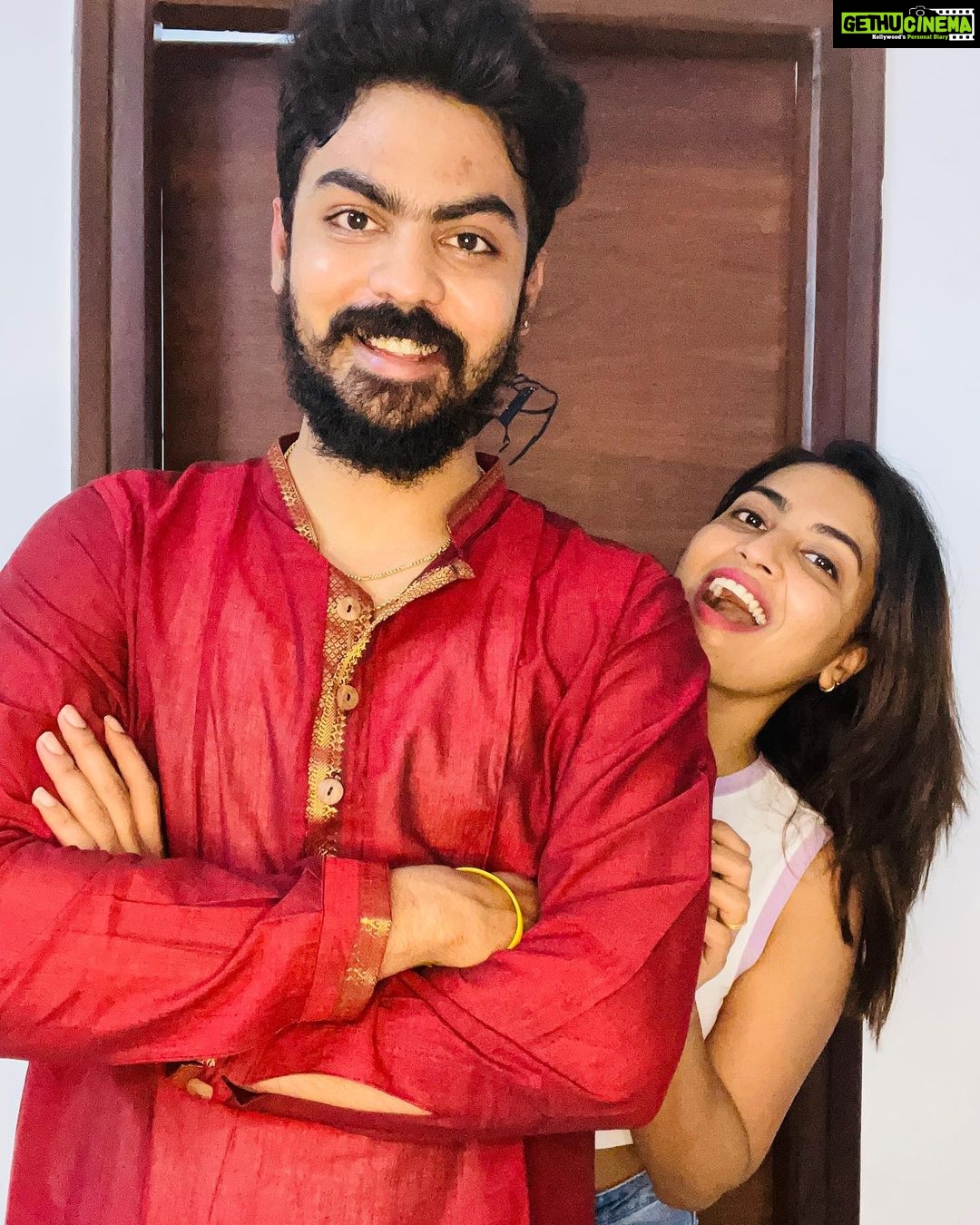 Alekhya Harika Instagram - Hey handsome hey handsome ❤️🤩 In love with @theindianpeacock collection for men! My brother @vamshi_karthik looks perfect! 🥰 It is honest and fresh, choose sustainable fashion this summer! Check them out at www.indianpeacock.com