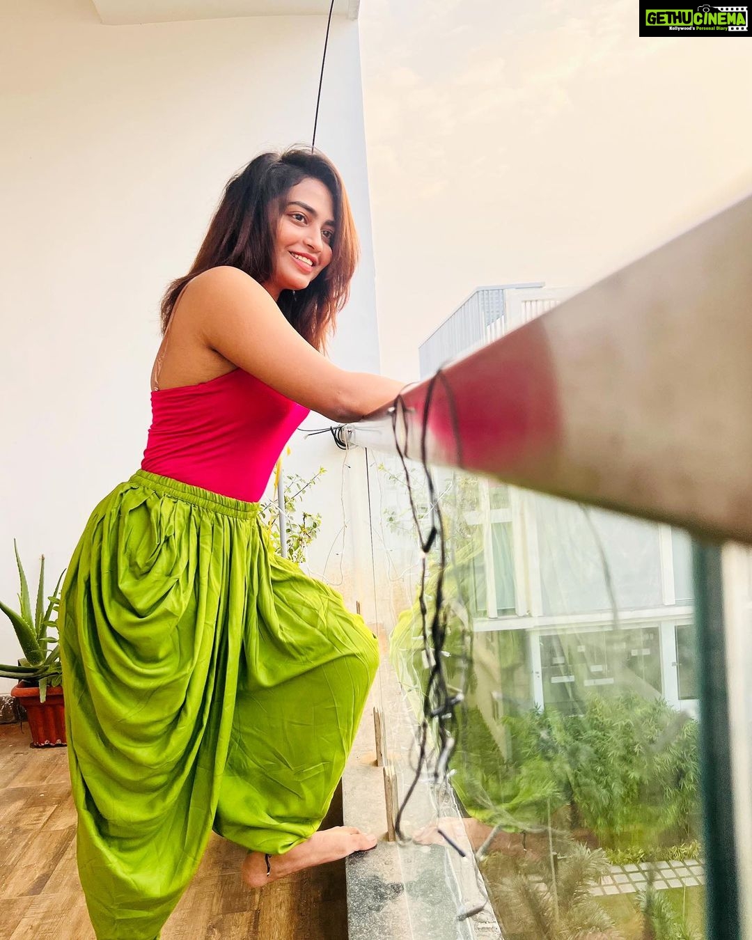 Alekhya Harika Instagram - Its time to be Happy , Claim it ❤️