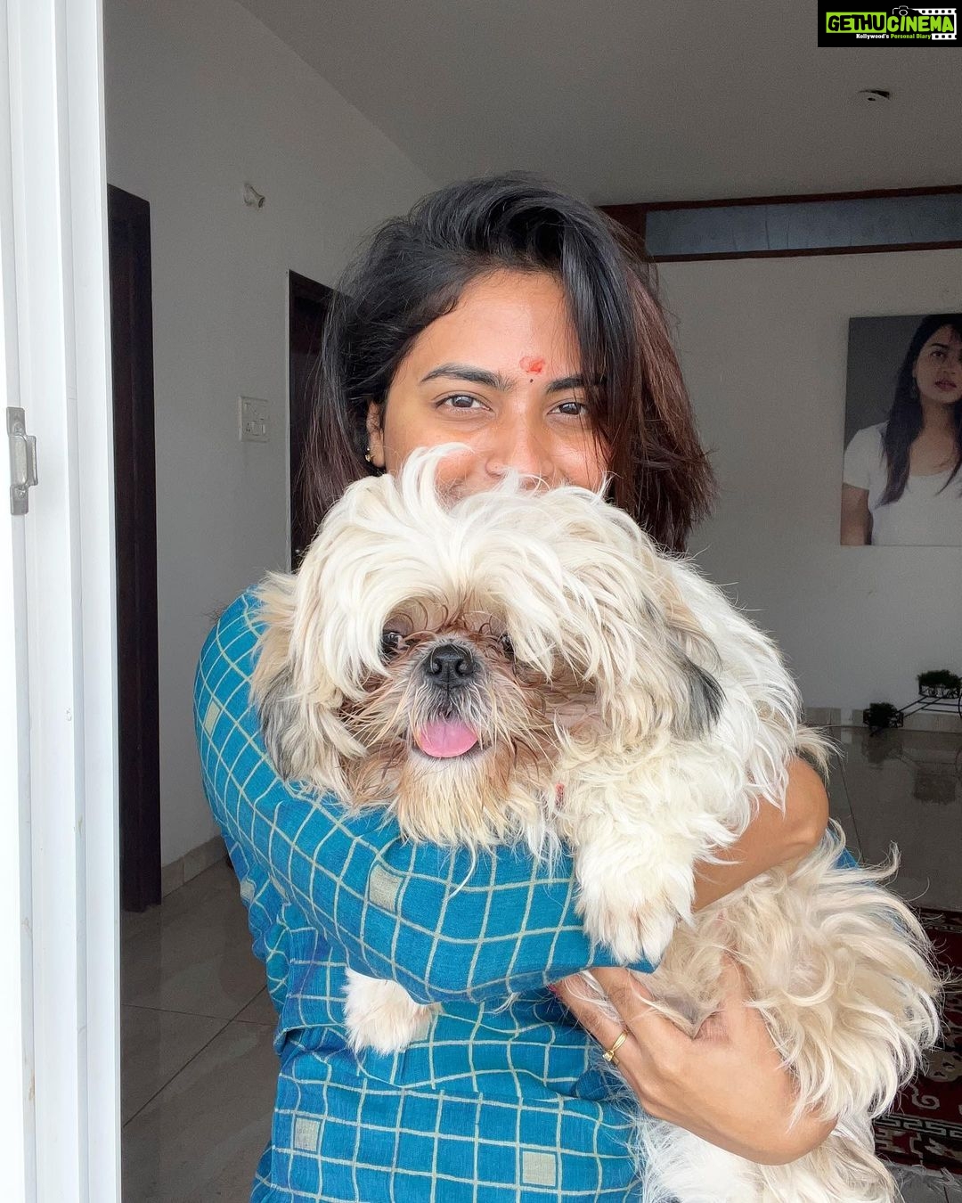 Alekhya Harika Instagram - Happy Sankranthi people ❤️ 🪁 Enjoy the most and Please Be careful See you all in the evening 😎