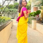 Alekhya Harika Instagram - Happy New Year 🥳 Wishing You all more happening, peace, wealth and health ❤️ 2022 hopefully will entertain you guys more this year with my work 🤞🏻 📸 @atchuth_varma