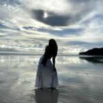 Alekhya Harika Instagram - Its going to be my Second Home some day For sure ❤ 📸 @kirrakseetha Radhanagar Beach