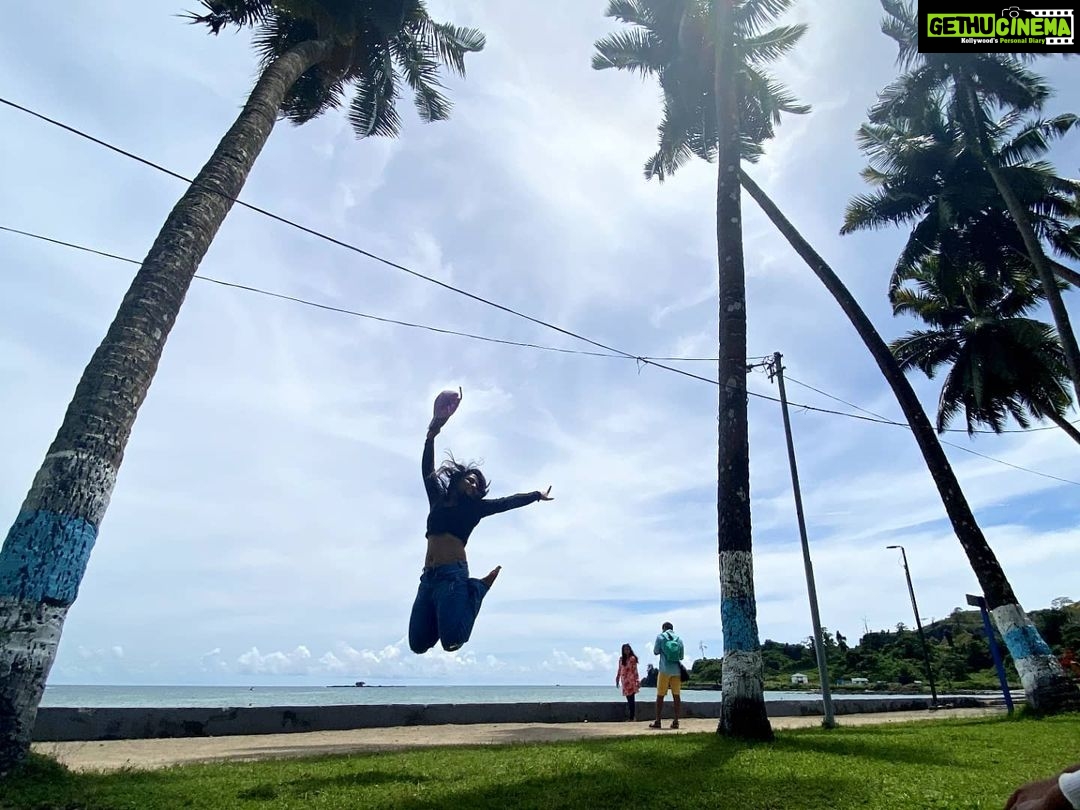 Alekhya Harika Instagram - Fly high ❤ as much as you can 📸 @kirrakseetha Corbyn's Cove Beach