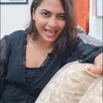 Alekhya Harika Instagram - Is it relatable ? 😛 #reels @vamshi_karthik Try to do remix reel it's gonna be Fun