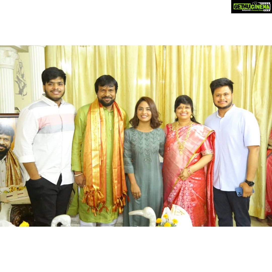 Alekhya Harika Instagram - I’m very happy and honored to be a part of this special occasion. "Telangana Tourism chairman" Srinivas garu and swapna gariki Happie Anniversary💐
