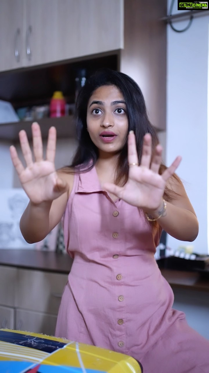 Alekhya Harika Instagram - Is it just me or does your glasses also decides to break up just before a vacation? 🤓 In most cases, I would have been super stressed but now I just book Lenskart@Home. It is such a quick and hasslefree experience! The service includes a free optometrist consultation, a complete 12-step eye check up with advanced machinery and offers a wide variety of 150+ glasses! So what are you waiting for, go and try Lenskart@Home for FREE use code HECNEW01! @lenskart #Lenskart #LenskartAtHome #LenskartSquad #AtHomeEyeCheckUp #gopromoto
