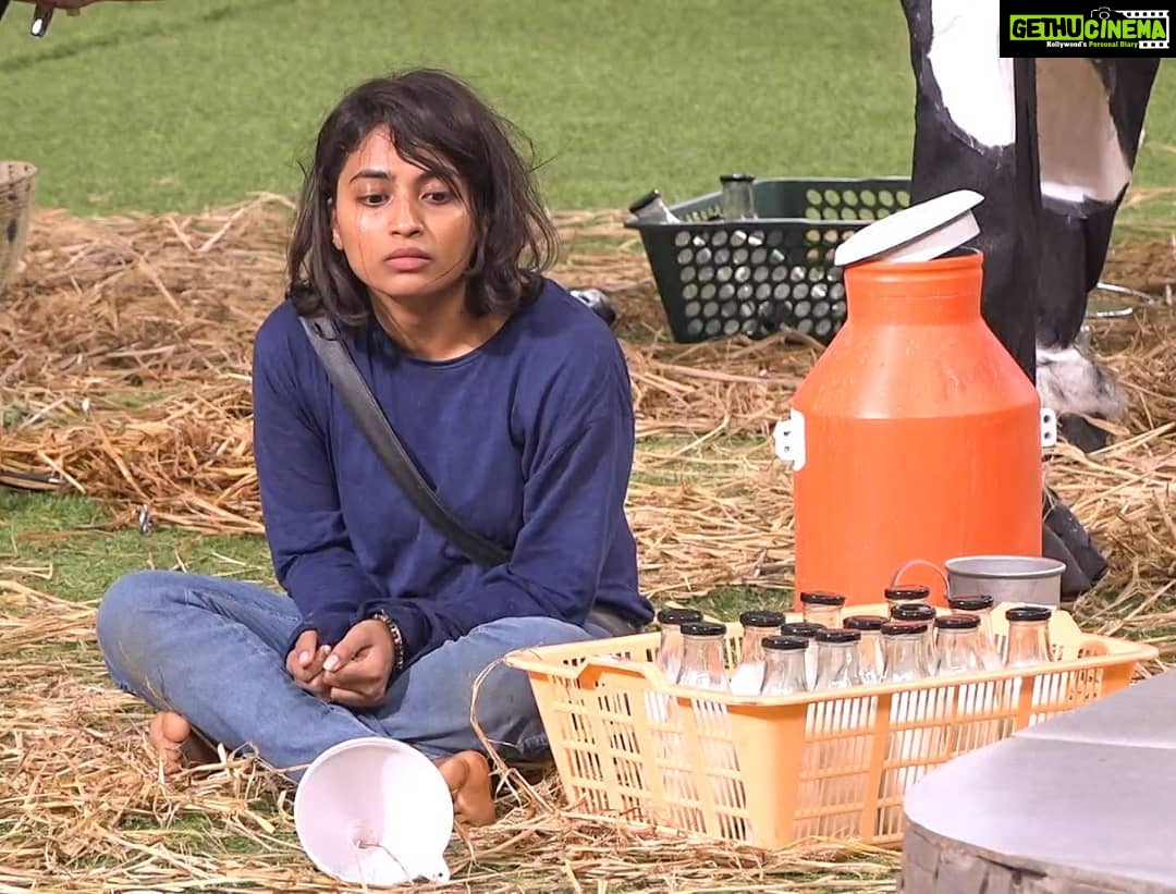 Alekhya Harika Instagram - Into Level 2💃💃🔥❤ - #TeamAlekhyaHarika Please #VoteForHarika🗳 #LetsDoThisFam💪 Go to Disney+Hotstar App 1. Type BiggBoss Telugu 2. Click on Vote 3. Tap on Harika's profile (10 times) #alekhyaharika Give a Missed Call to 888 66 58 208 (Limit 10 Missed Calls per day) #GoGirl #girlpower #queenoftasks #harikasroadtofinale #WeAreWithYouHarika #wesupportharika #alekhyaharika #biggbosstelugu4