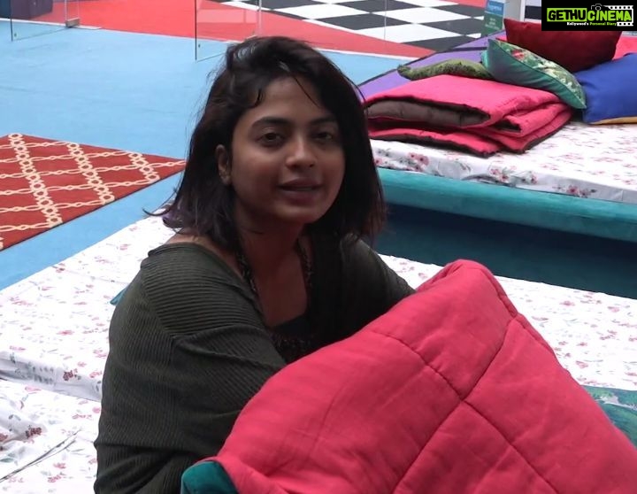 Alekhya Harika Instagram - Good Morning People🤗 Last day for voting Please #VoteForHarika🗳 Go to Disney+Hotstar App 1. Type BiggBoss Telugu 2. Click on Vote 3. Tap on Harika's profile (10 times) #alekhyaharika Give a Missed Call to 888 66 58 208 (Limit 10 Missed Calls per day) #LetsDoThisFam💪 #wesupportharika #WeLoveHarika #TeamAlekhyaHarika #BiggBoss4Telugu #biggbosstelugu4 #biggboss4