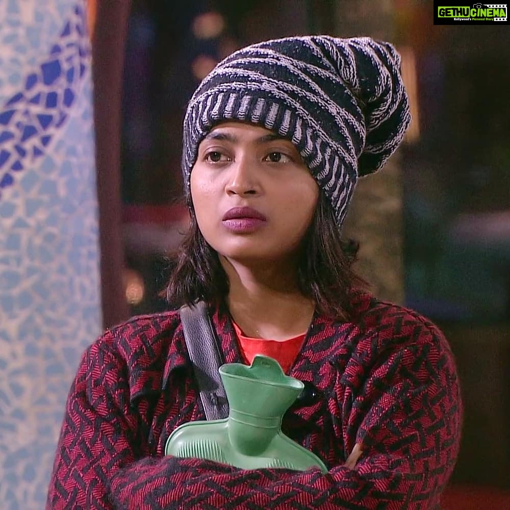 Alekhya Harika Instagram - With more twists & turns every vote you make counts🗳❤ Let's vote & support #harika Please #VoteForHarika #LetsDoThisFam #SupportHarika Go to Disney+Hotstar App 1. Type BiggBoss Telugu 2. Click on Vote 3. Tap on Harika's profile (10 times) #alekhyaharika Give a Missed Call to 888 66 58 208 (Limit 10 Missed Calls per day) #WeLoveHarika #wesupportharika #BiggBoss4Telugu #biggbosstelugu4 #biggboss4