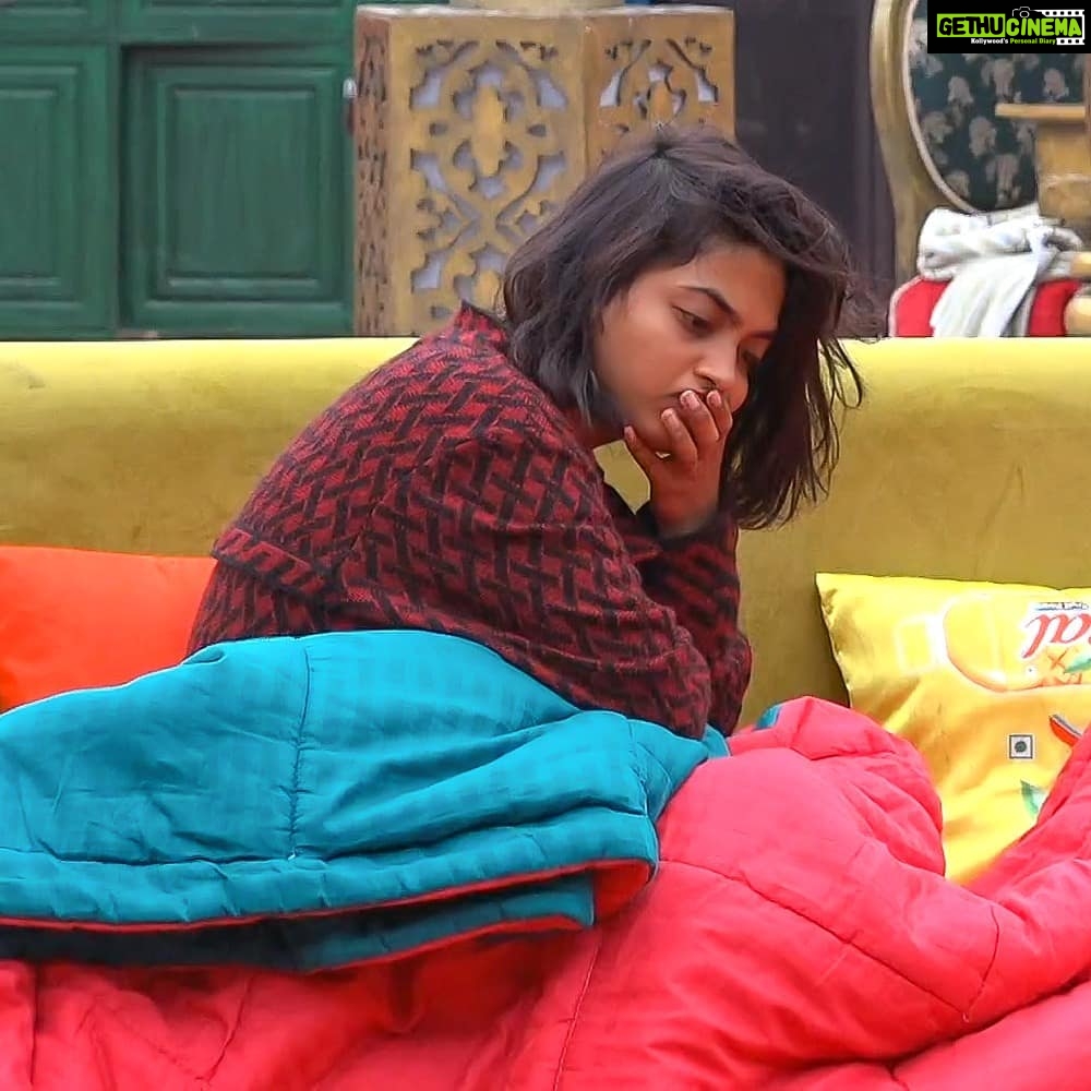 Alekhya Harika Instagram - Good Morning People #TeamAlekhyaHarika Please #VoteForHarika #LetsDoThisFam #SupportHarika Go to Disney+Hotstar App 1. Type BiggBoss Telugu 2. Click on Vote 3. Tap on Harika's profile (10 times) #alekhyaharika Give a Missed Call to 888 66 58 208 (Limit 10 Missed Calls per day) #WeLoveHarika #wesupportharika #BiggBoss4Telugu #biggbosstelugu4 #biggboss4