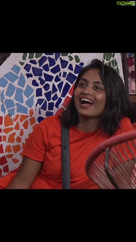 Alekhya Harika Instagram - Navvindhi Mallechendu..😃❤❤🎶 Her Smile😍..you love it too? - #TeamAlekhyaHarika #LetsDoThisFam💪 Votings are open 🗳️ Go to Disney+Hotstar App 1. Type BiggBoss Telugu 2. Click on Vote 3. Tap on Harika's profile (10 times) #alekhyaharika Give a Missed Call to 888 66 58 208 (Limit 10 Missed Calls per day) #wesupportharika #TeamAlekhyaHarika #BiggBoss4Telugu #biggbosstelugu4 #biggboss4