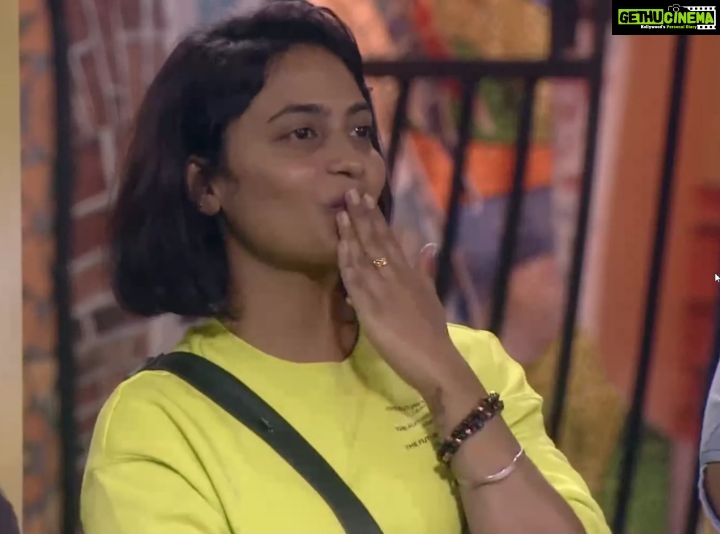 Alekhya Harika Instagram - Heels istu life lo kuda antha heights ki ravali ani gift chesina ee manchi manasu unna noel ki epudu manche jaragaali, harika ki me support ilane undali ani korukuntu "THANK YOU GANGSTARš" @mr.noelsean ā¤ā¤ #TeamAlekhyaHarika #wesupportharika #WeLoveHarika #alekhyaharika #biggbosstelugu4