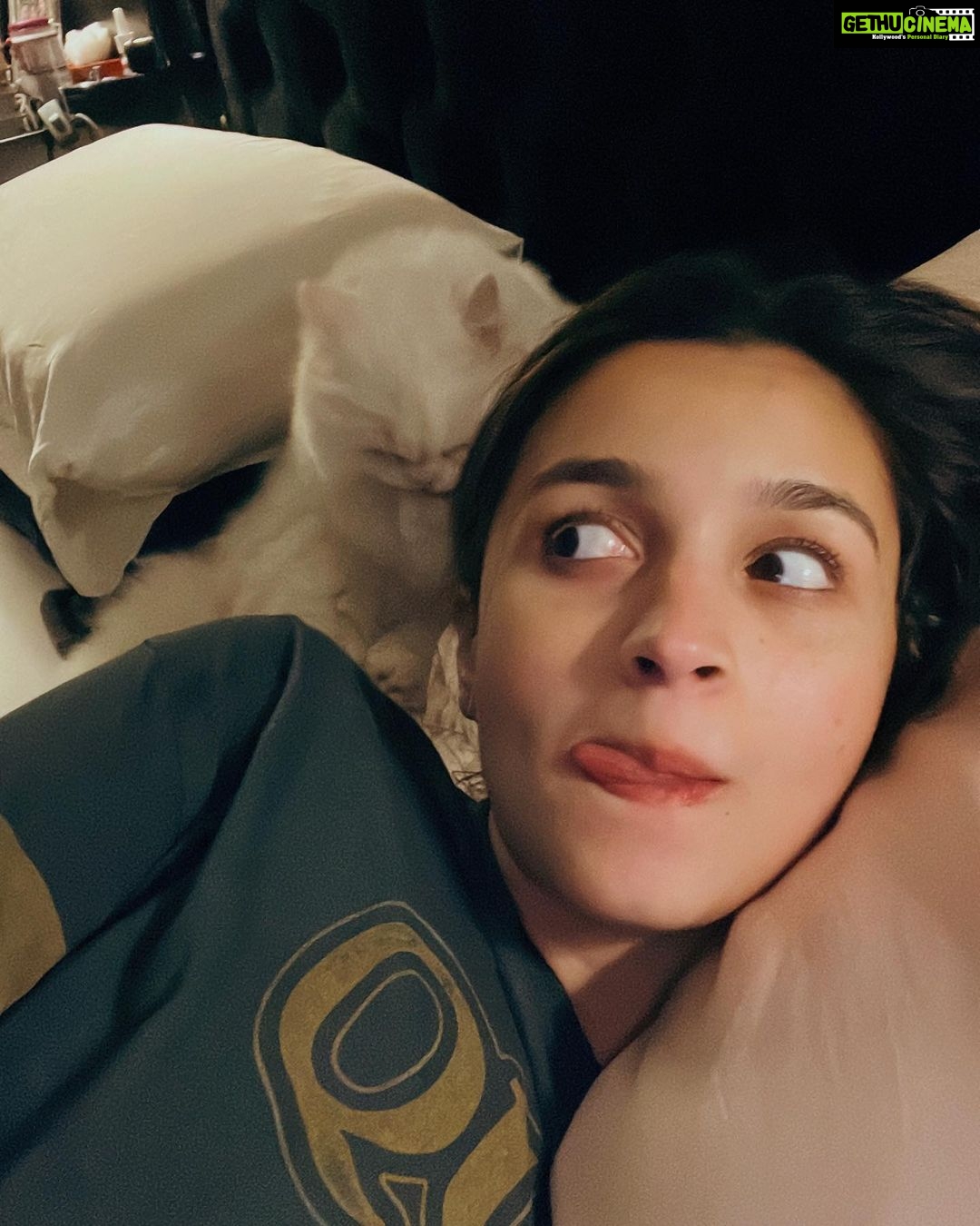 Alia Bhatt - 3.9 Million Likes - Most Liked Instagram Photos
