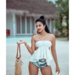 Amala Paul Instagram - The beach is my therapist. 🏖️🌊 #beachbum #beachesbecray #maldives #holiday #beachholidays #beach #travel #summer #sea #nature #photography #sunset #love #beachlife #ocean #sun #photooftheday #instagood #beautiful #vacation #travelphotography #beachvibes #travelgram #waves #photo #sand #fashion #naturephotography #surf
