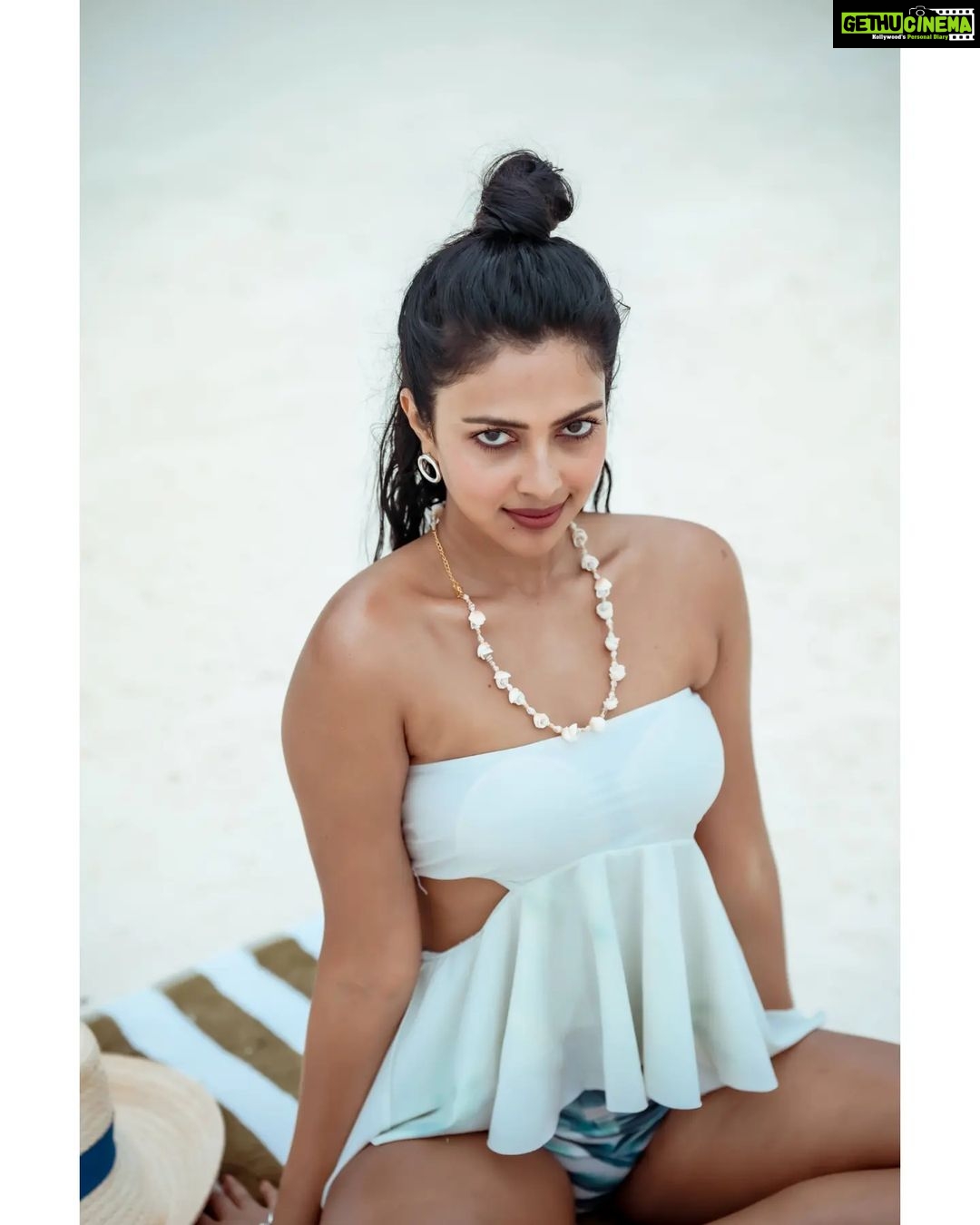 Amala Paul - 266.2K Likes - Most Liked Instagram Photos